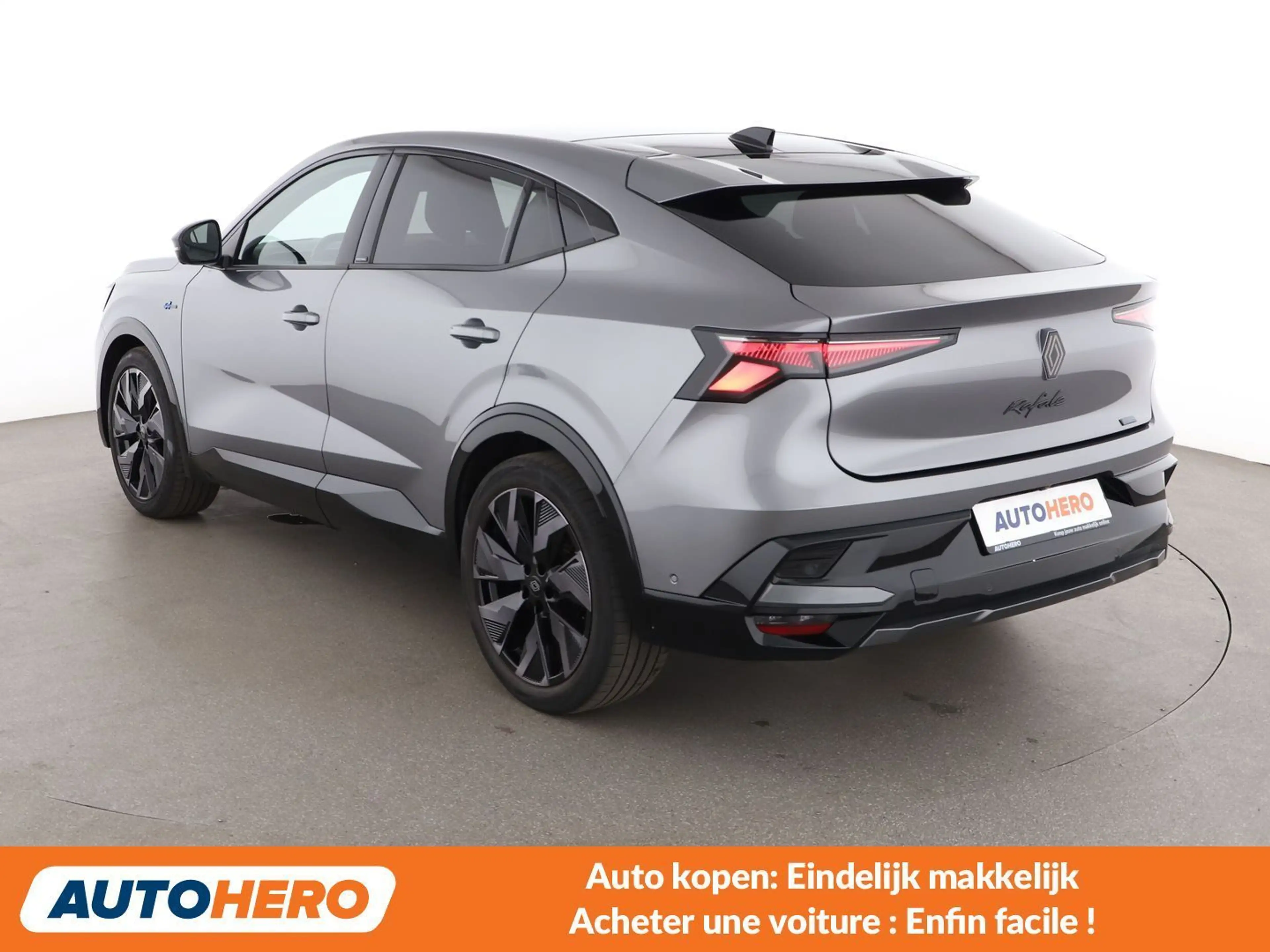 Renault Rafale 1.2 Hybrid E-Tech Esprit Alpine — photo 4