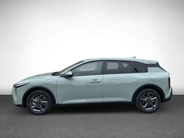 Kia K4 view 7