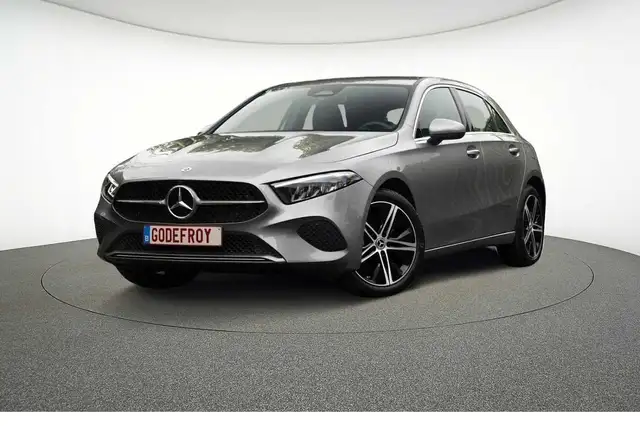 Mercedes-Benz A 250 A 250e