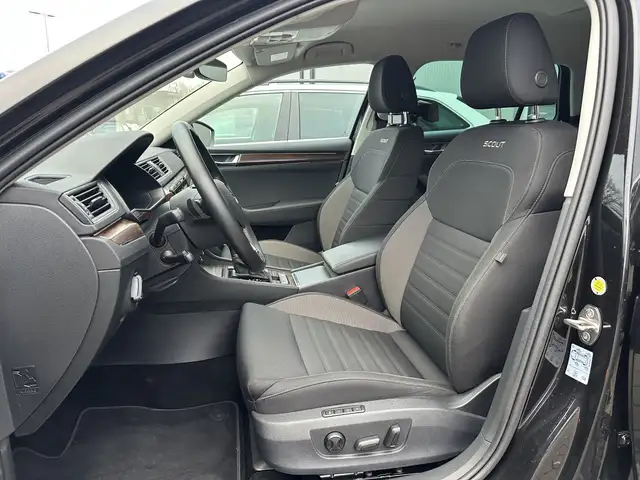 Skoda Superb view 10