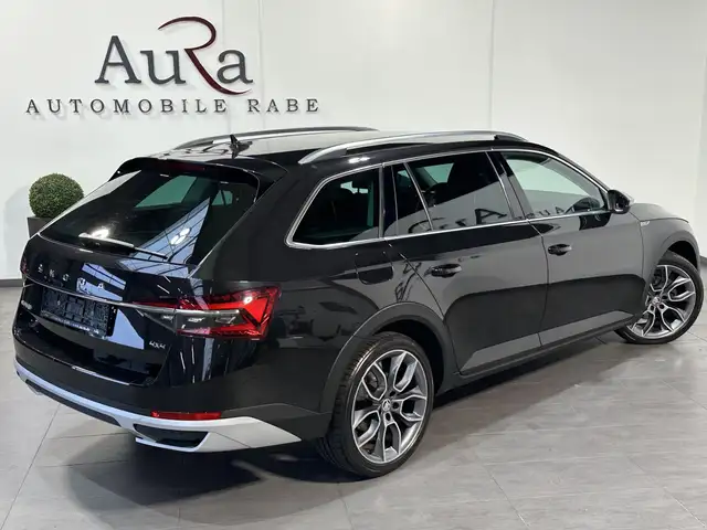 Skoda Superb view 5