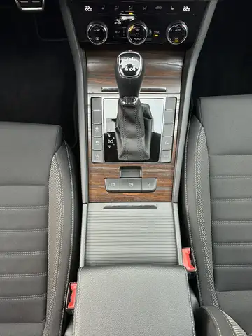 Skoda Superb view 14