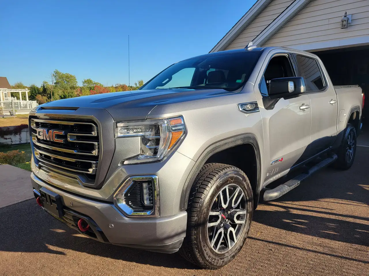 GMC Sierra 1500 photo GMC Sierra 1500