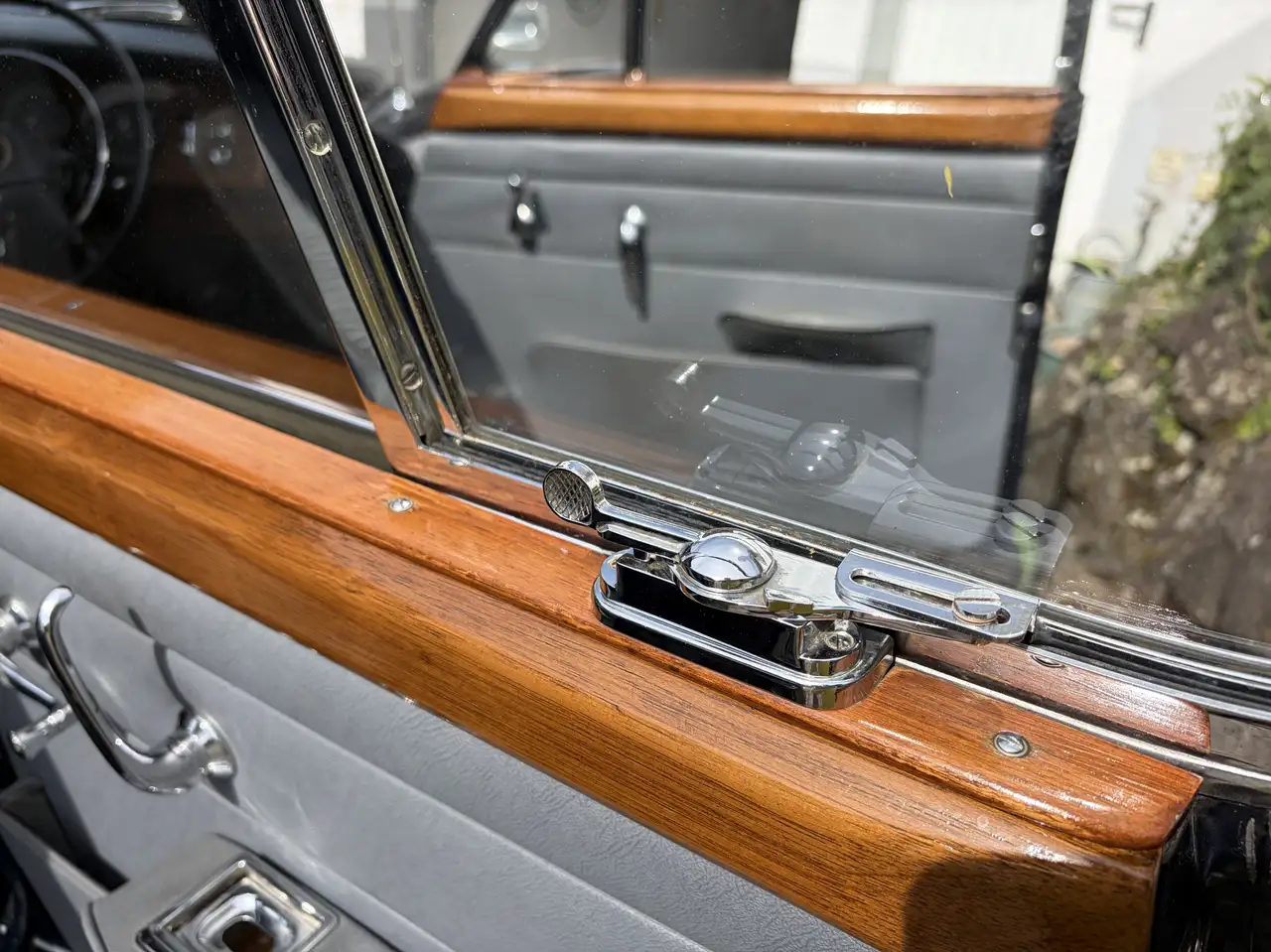 Jaguar MK II Daimler 250 V8, foto 10