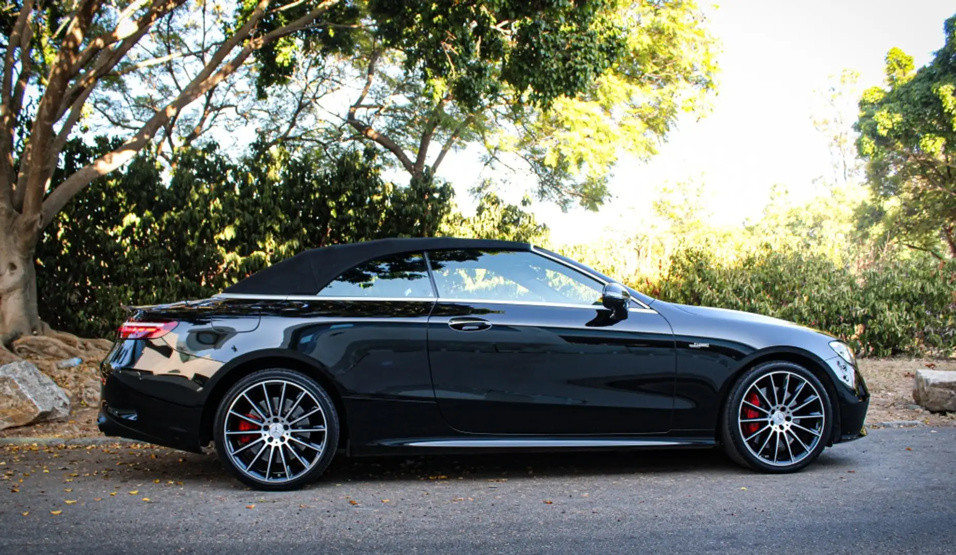 Mercedes-Benz E 53 AMG Cabrio 4Matic+ Speedshift TCT 9G Schwarz - 2