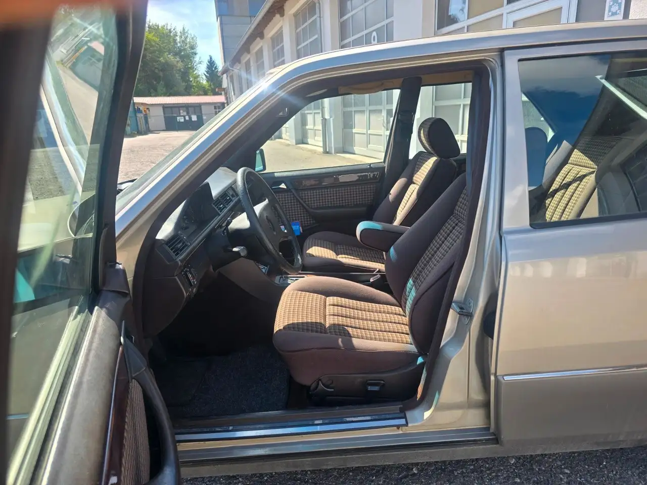 Mercedes-Benz 230 *Automatik*Klima*el. Heckrollo*HU neu, foto 10