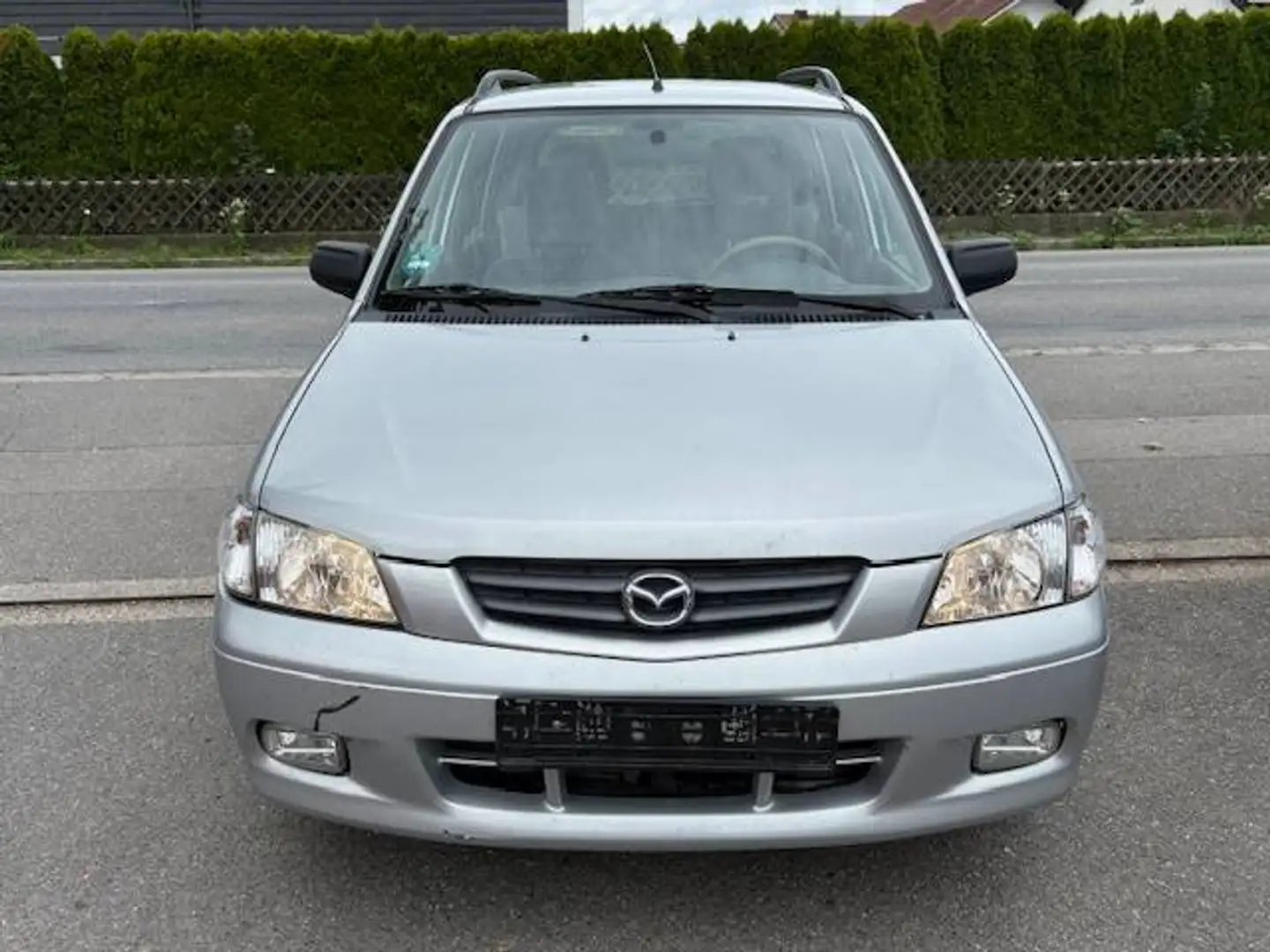 Mazda Demio 1.4 Grau - 2