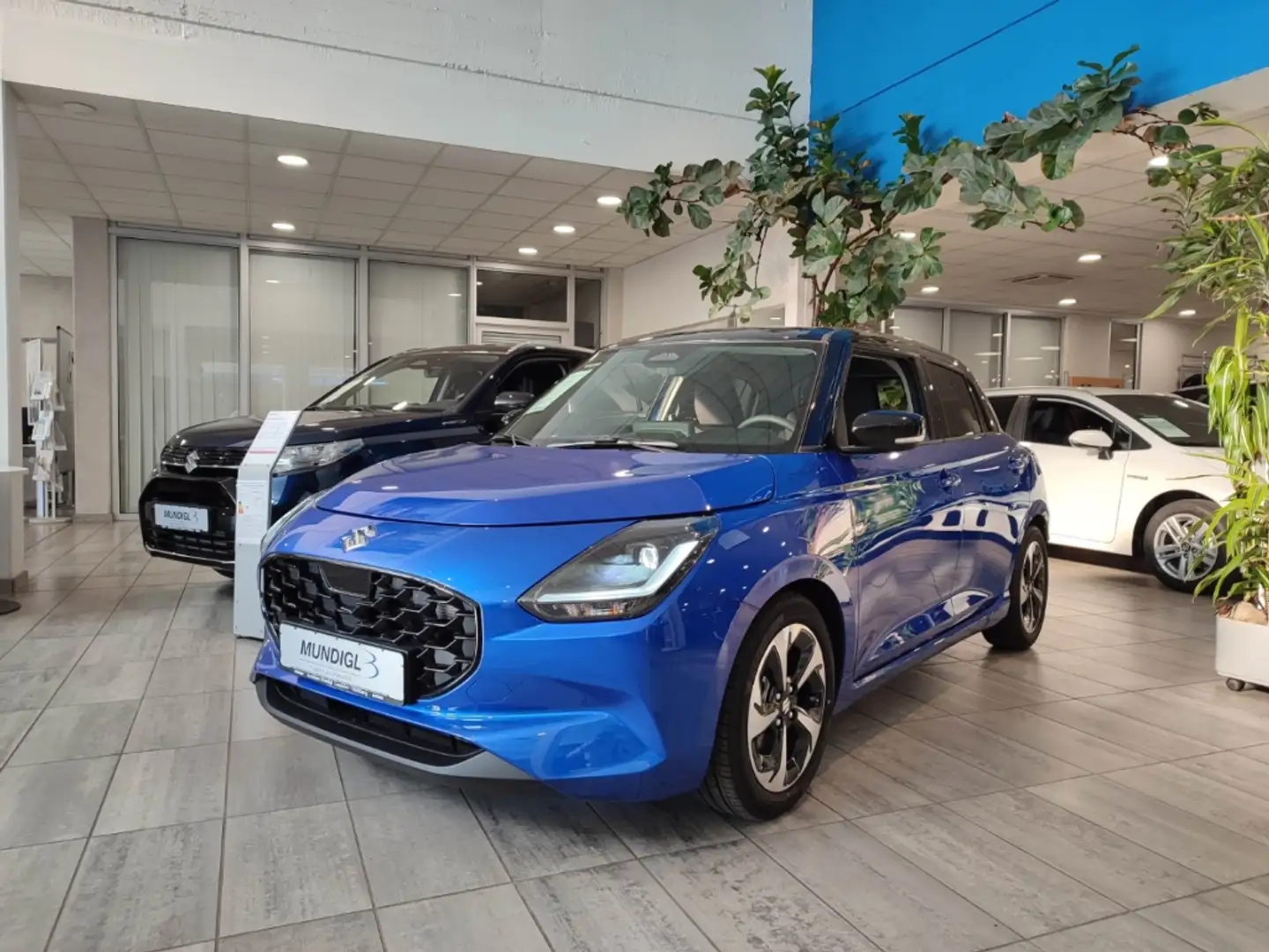 Suzuki Swift Comfort+ Navi ACC RFK LED Klimaaut Sportpaket PDC Blau - 2