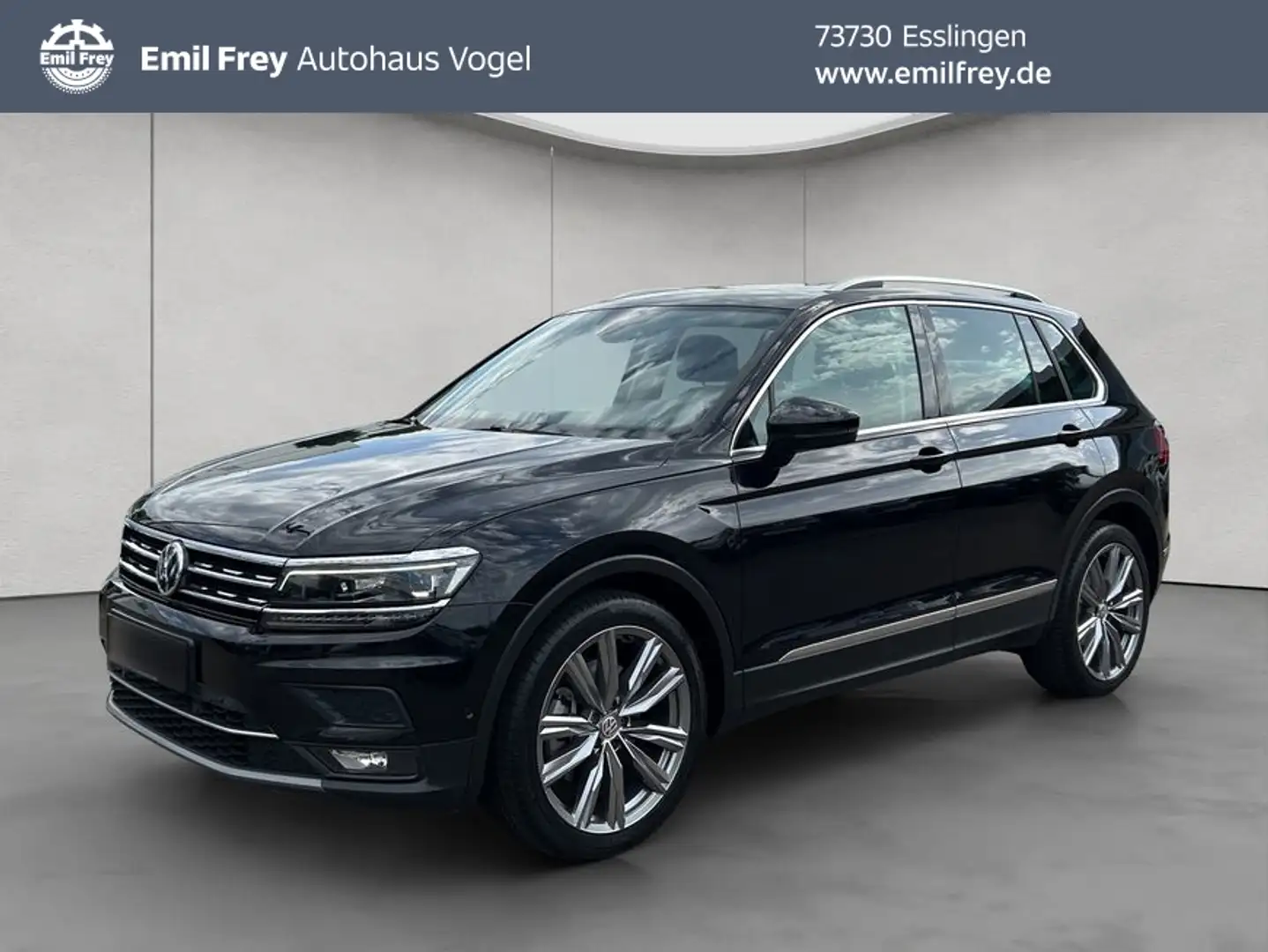 Volkswagen Tiguan 2.0 TSI 4Motion DSG OPF Highline Zwart - 1