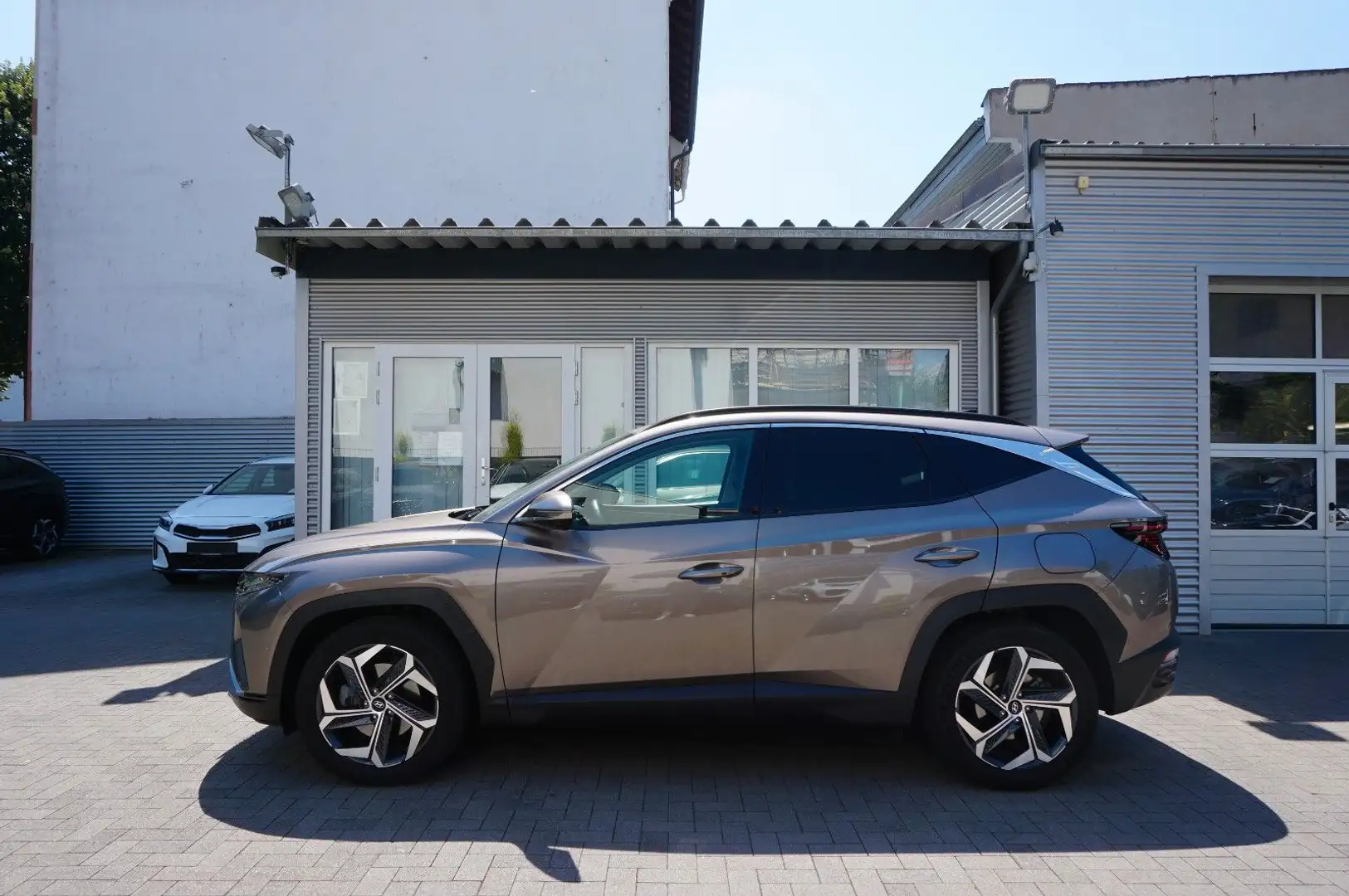 Hyundai TUCSON Prime Plug-In 4WD 360 KRELL Belü 4SHZ ACC Bruin - 2