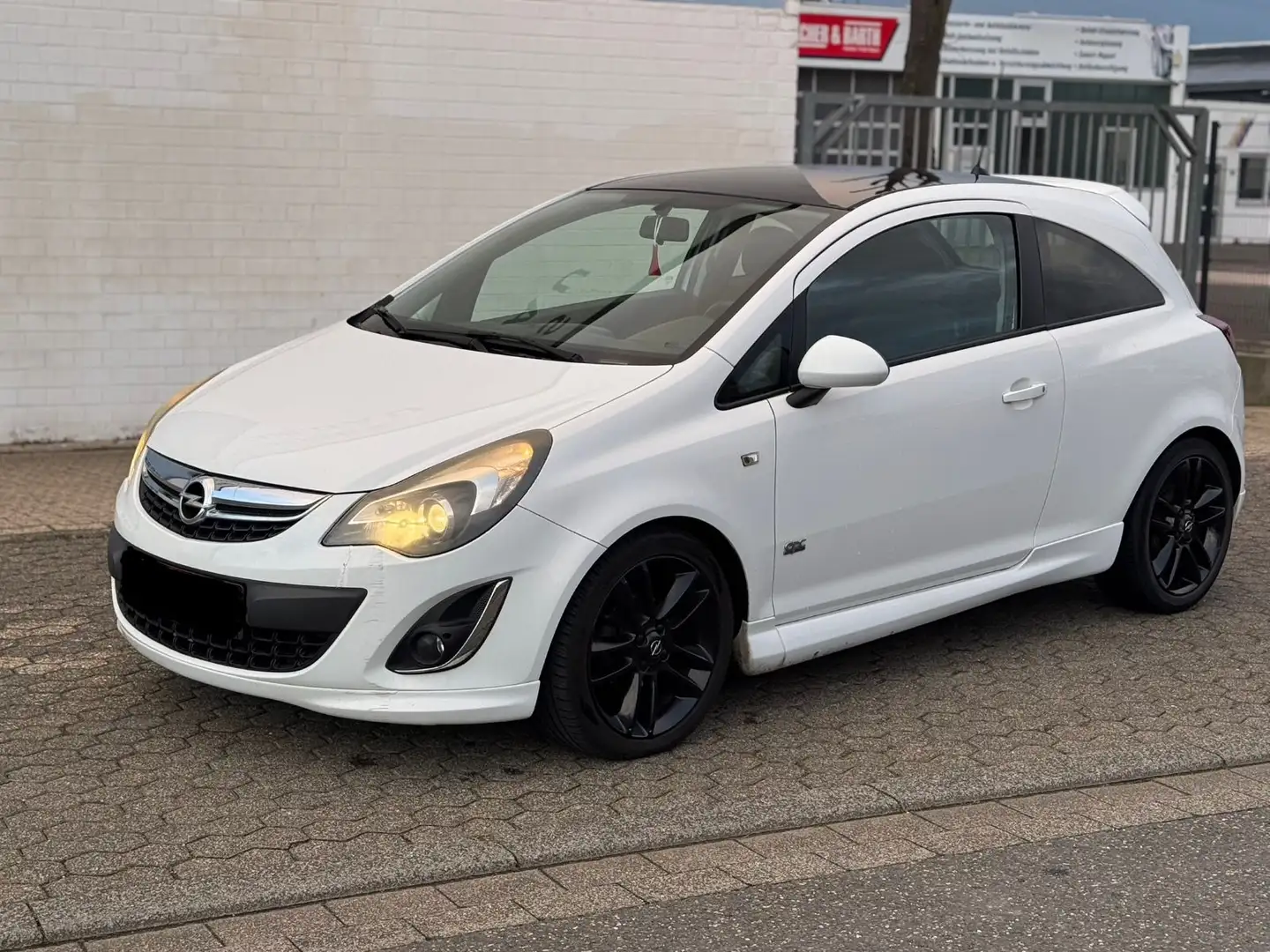 Opel Corsa D OPC Line Color Edition Schwarz - 1