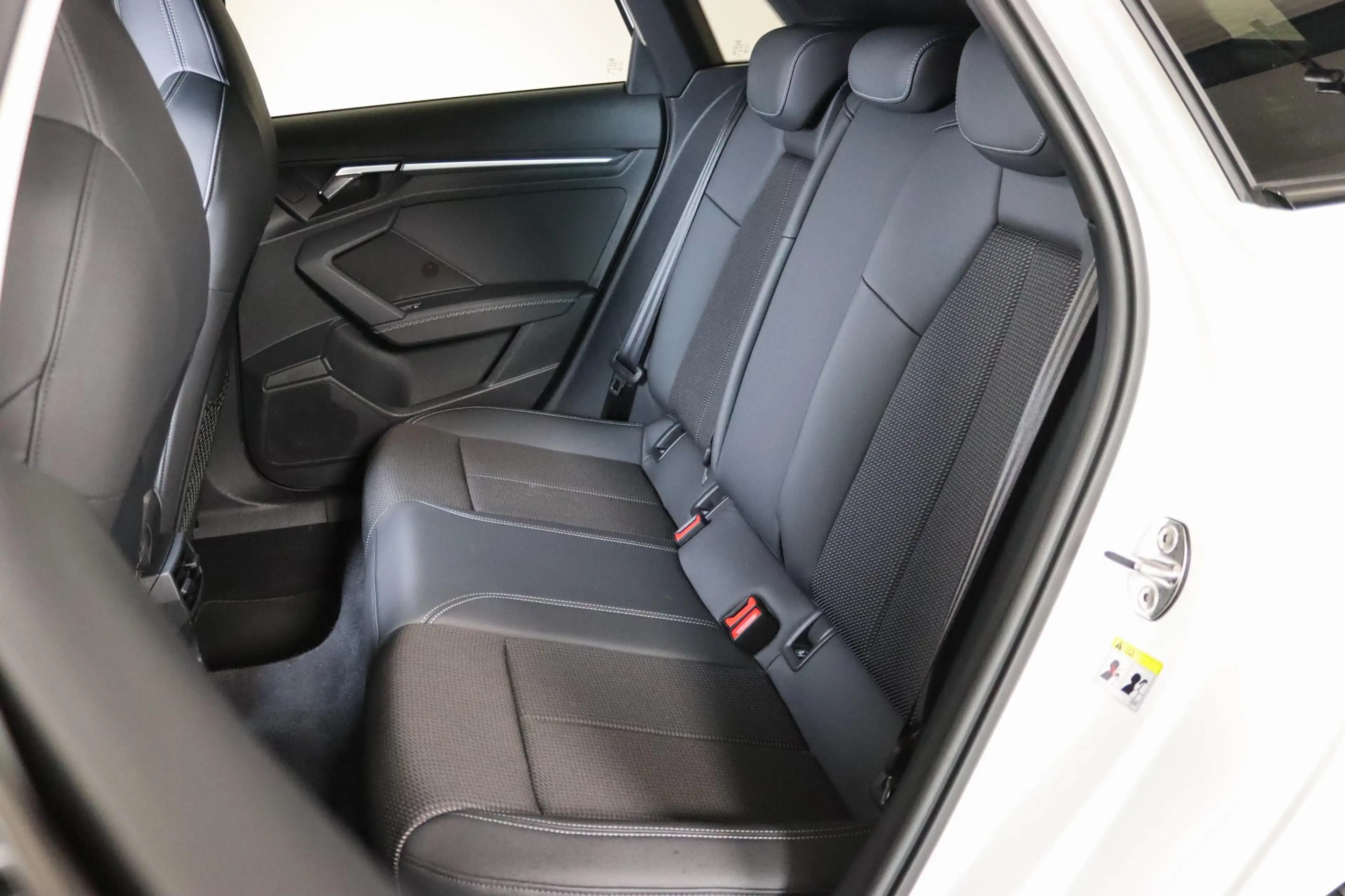 Audi S3 Sportback 2.0 TFSI quattro 310PK | Carbon | Virtua — photo 5