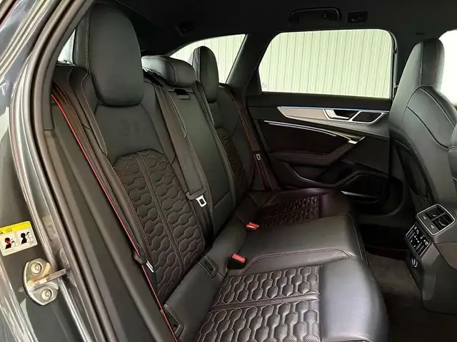 Audi RS6 Avant 4,0 TFSI Quattro MHEV S-tronic Ansicht 8