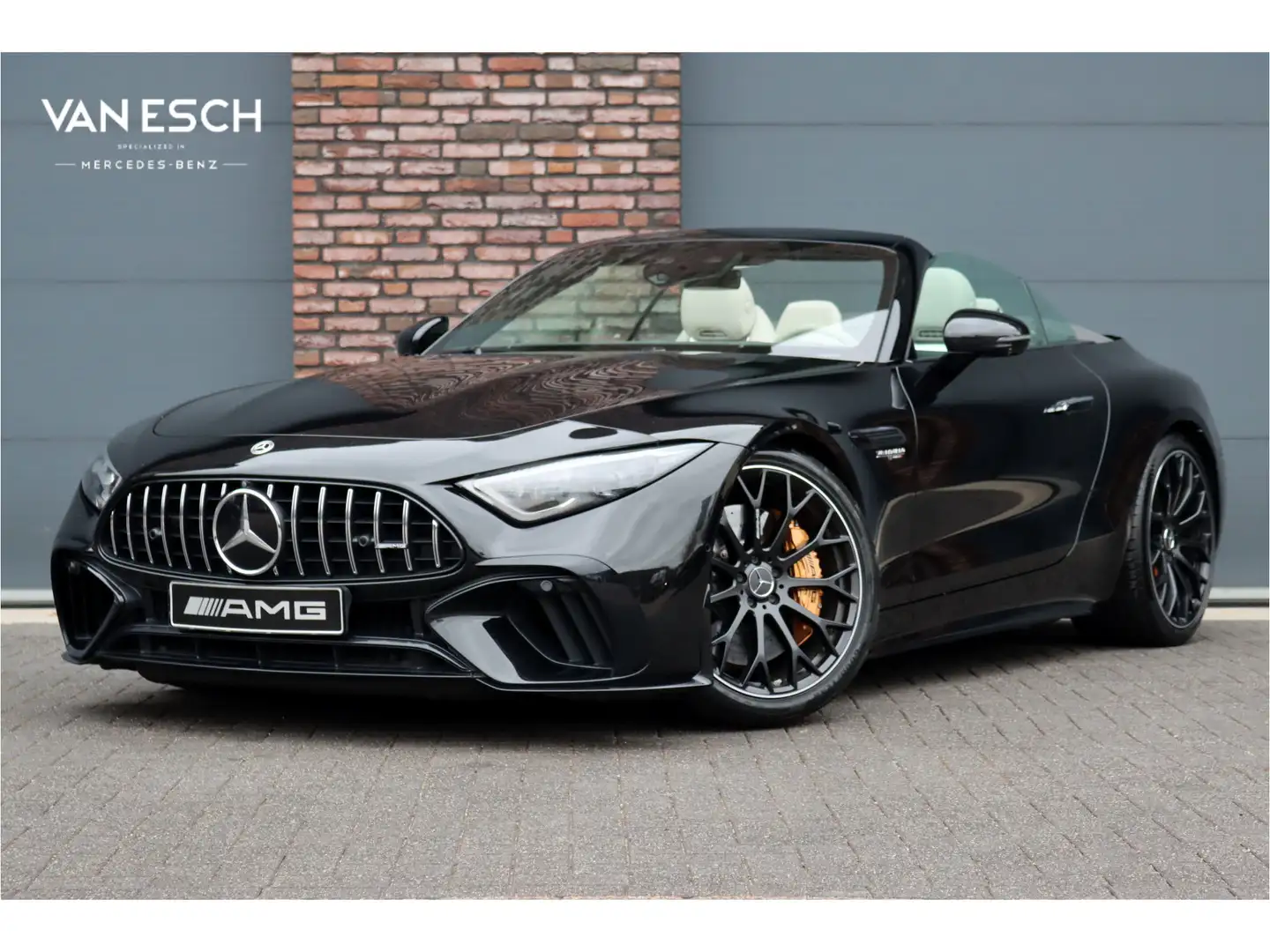 Mercedes-Benz SL 63 AMG Roadster 4MATIC+ Aut9 | V8-pakket | Achterasbestur Zwart - 1