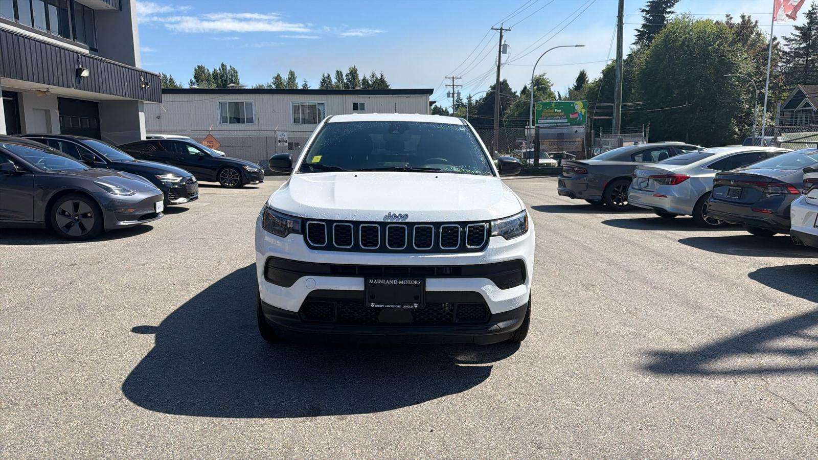 2025 Jeep Compass — view 2