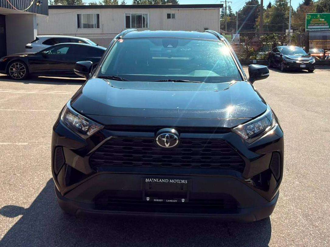 2021 Toyota RAV4 — view 2