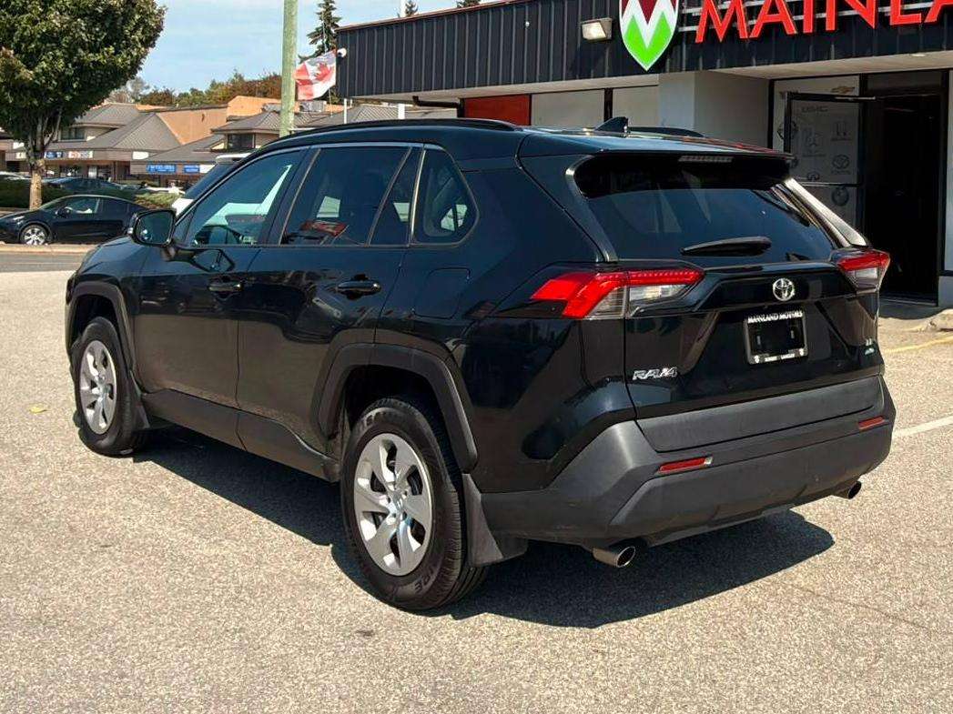 2021 Toyota RAV4 — view 7