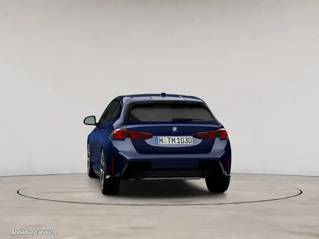 BMW 1 Series view 7