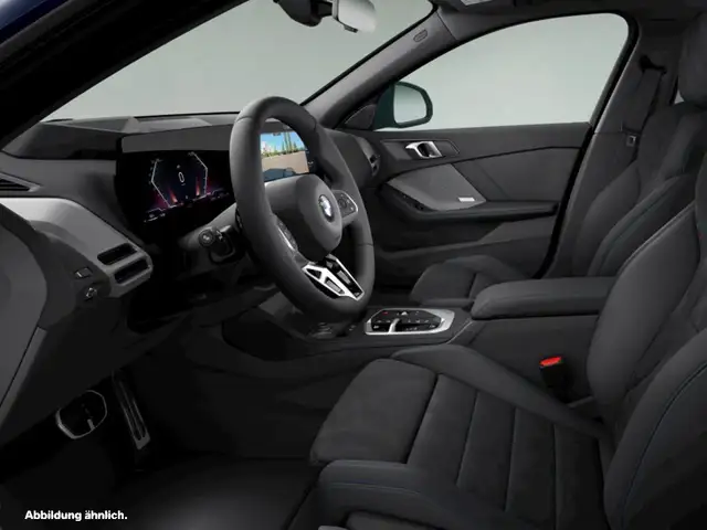 BMW 1 Series view 3