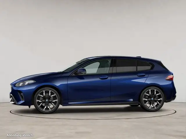 BMW 1 Series view 5