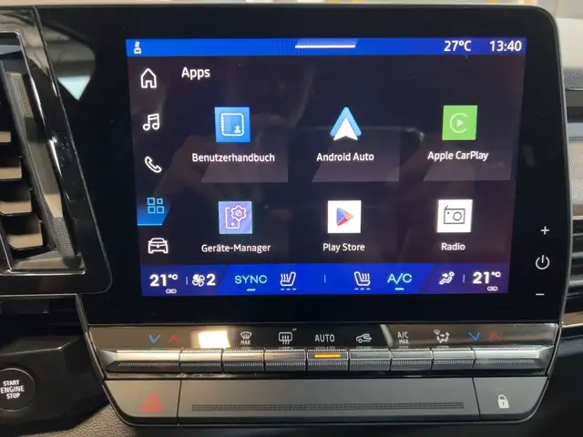 Renault Austral view 14