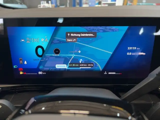 Renault Austral view 13