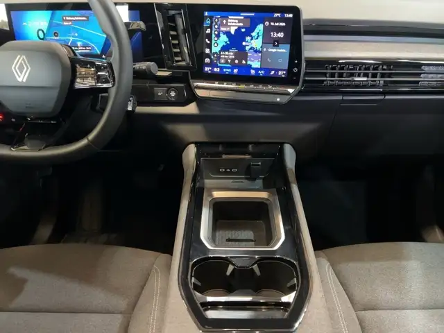 Renault Austral view 12