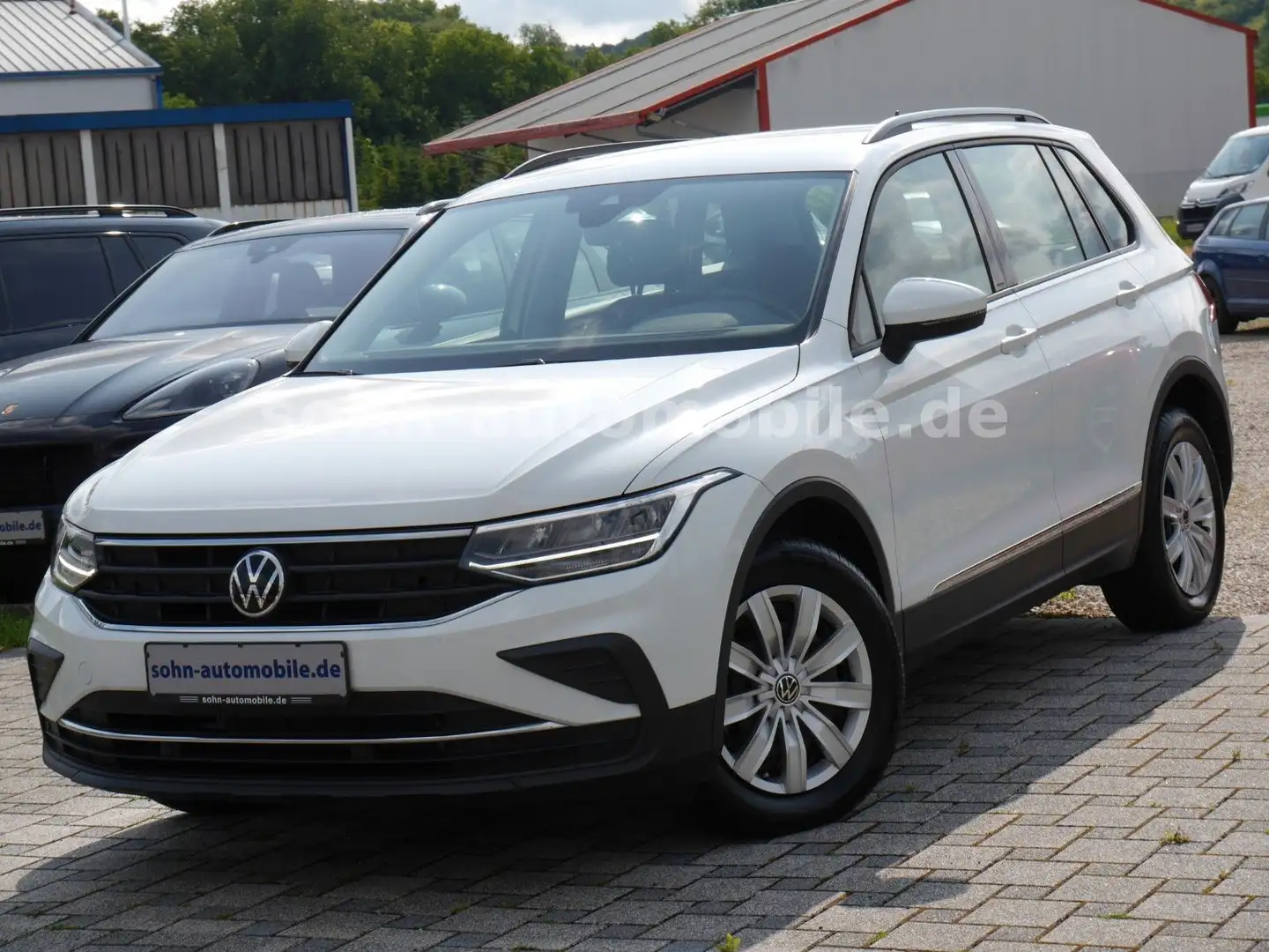 Volkswagen Tiguan 1.Hand/nur 18.000km/unfallfrei/ACC/LED Weiß - 1