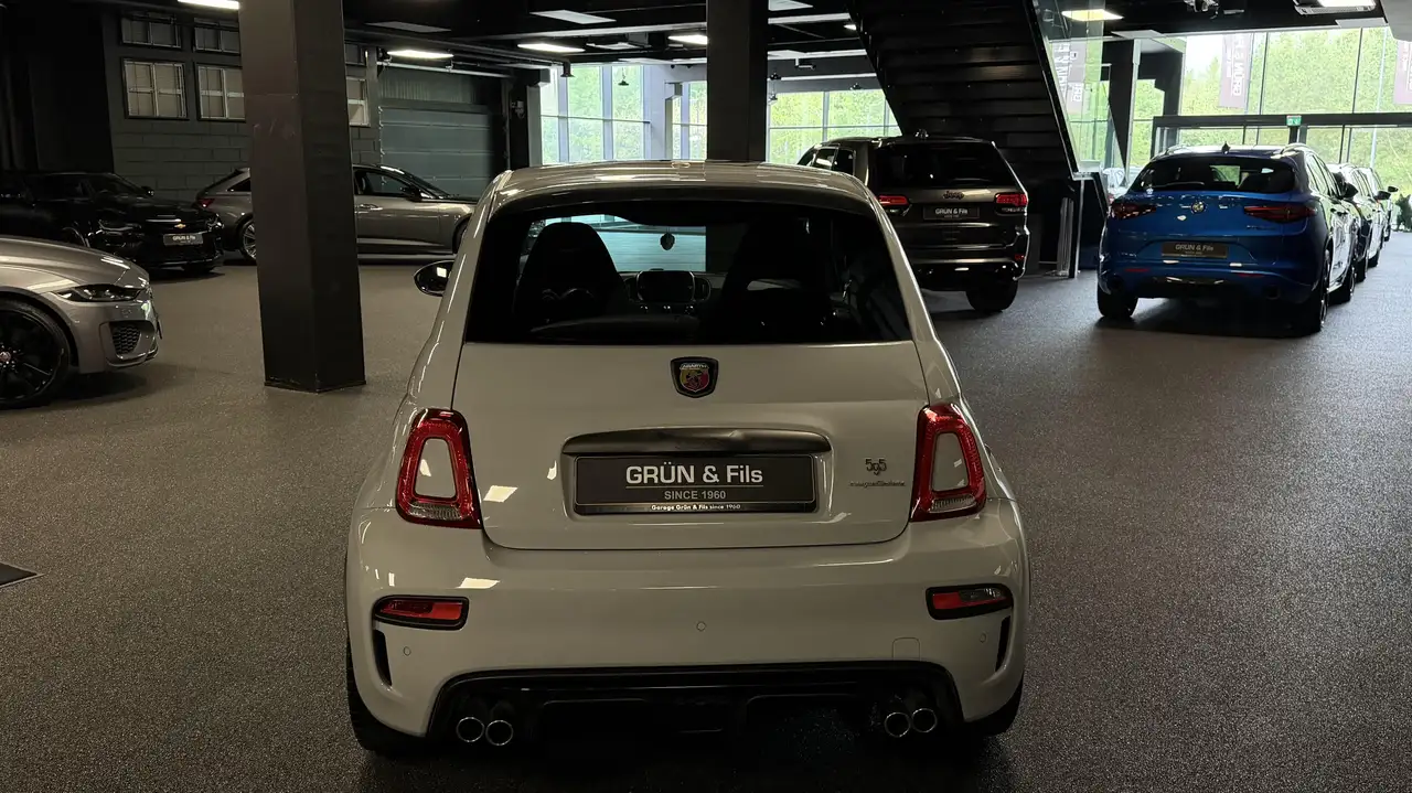 Abarth 595 2021