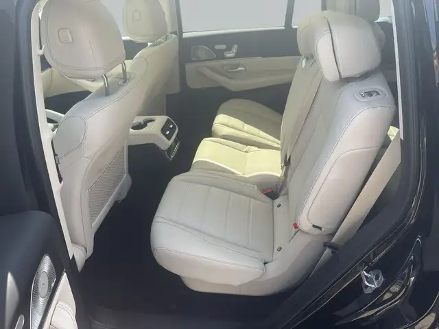 Mercedes-Benz GLS Class view 10