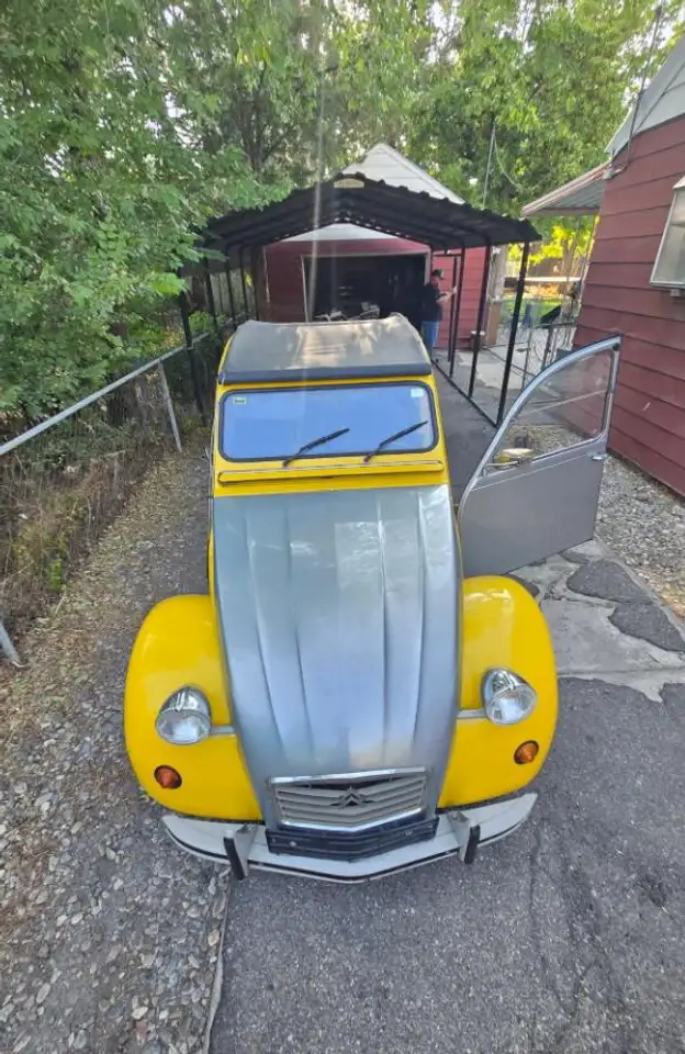 Citroen 2CV 