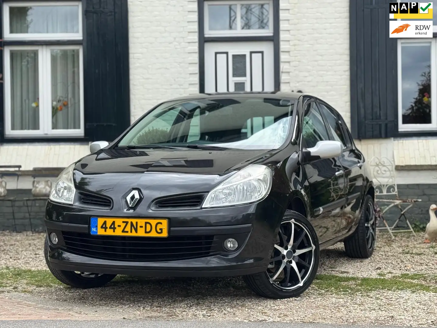 Renault Clio 1.2-16V Special Line|Airco|Elek-ramen|Trekhaak|5DR Nero - 1