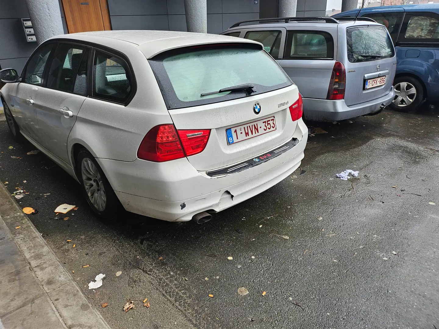 BMW 318 Touring 318 d - 2