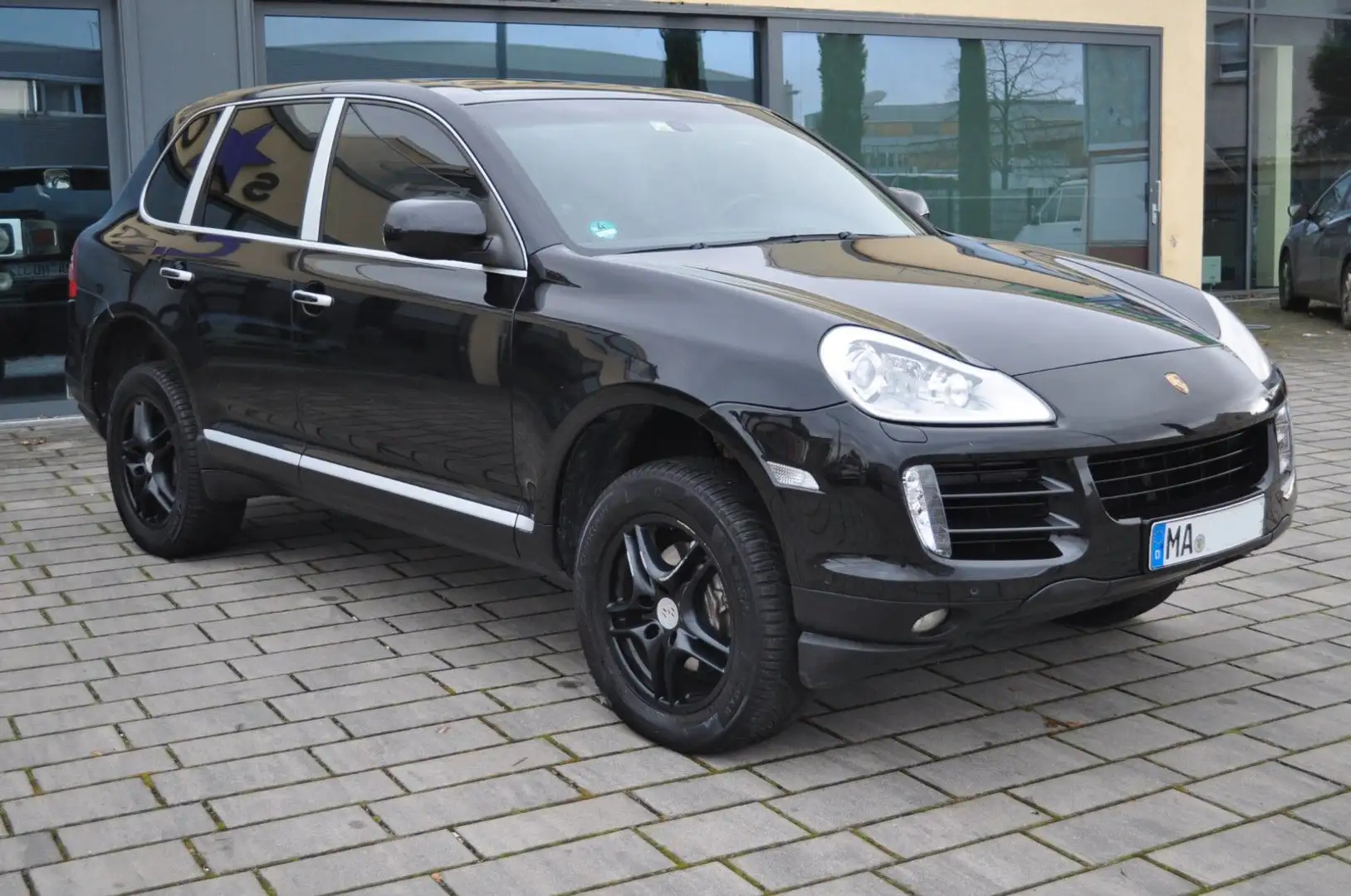 Porsche Cayenne Diesel * AHK * Schwarz - 1