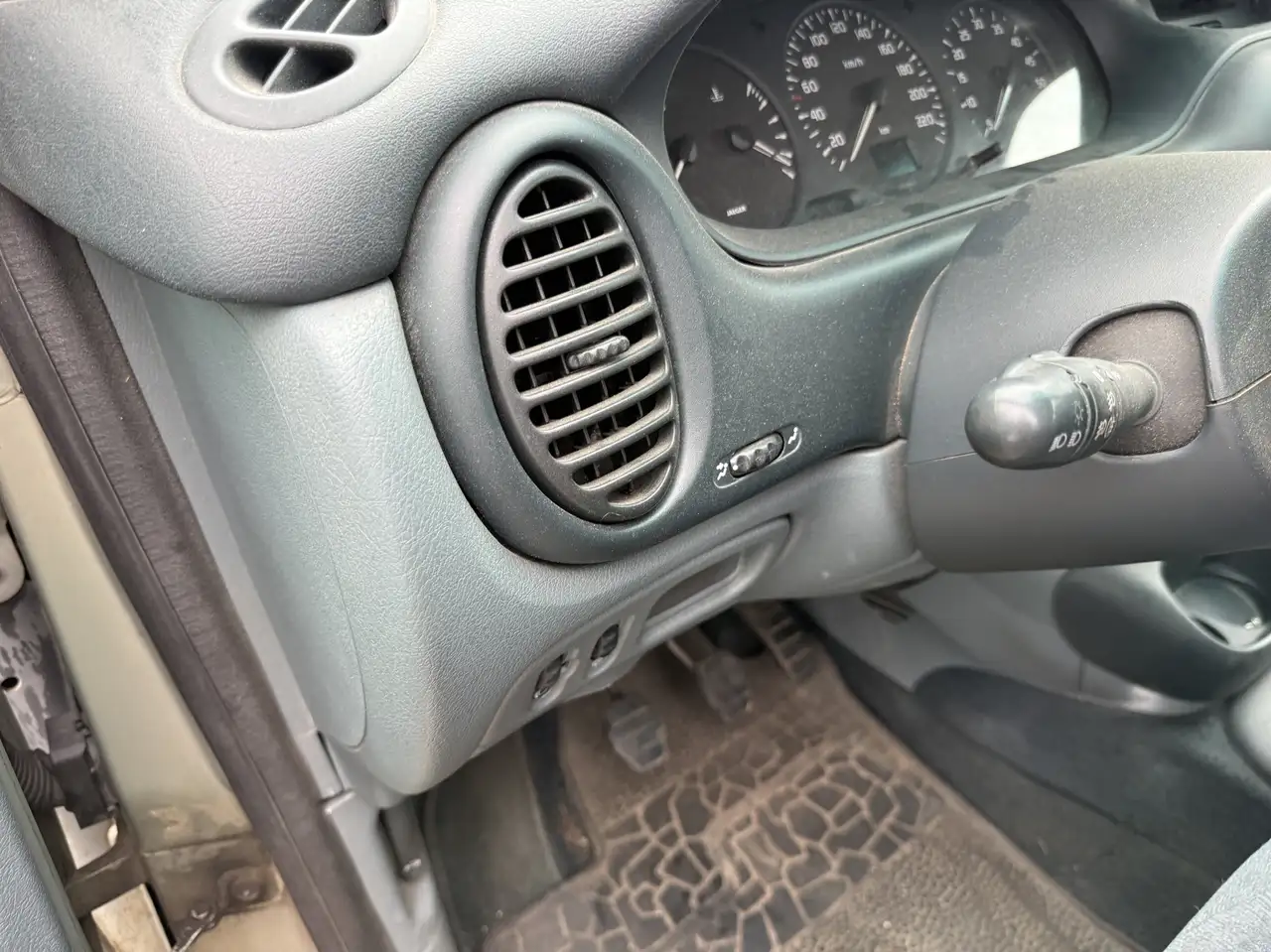 Renault Scenic 1.4 16V, foto 11