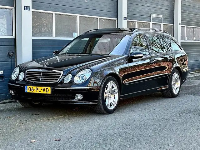 Mercedes-Benz E 500 Combi Avantgarde Designo
