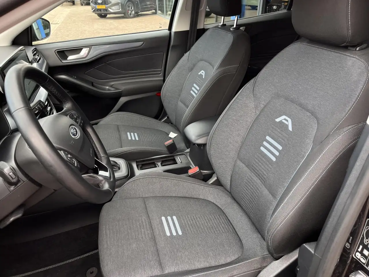 Ford Focus Wagon 1.0 EcoBoost Hybrid Active X 155PK Automaat, миниатюра 3