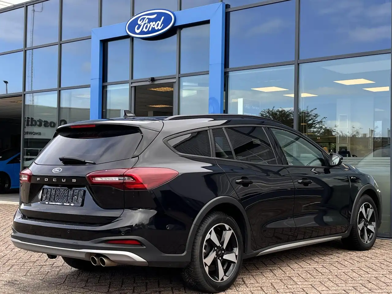 Ford Focus Wagon 1.0 EcoBoost Hybrid Active X 155PK Automaat, миниатюра 2