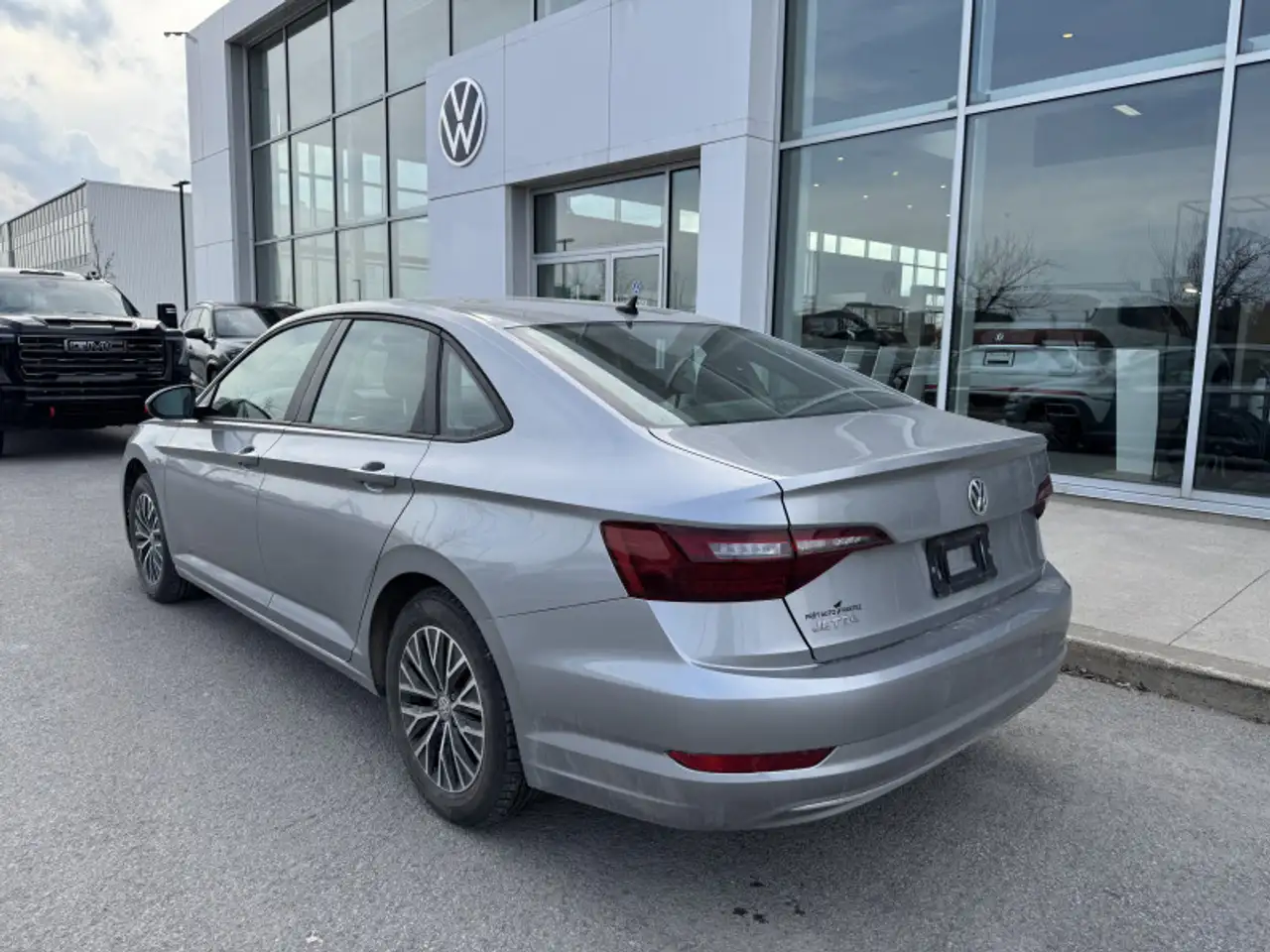 Volkswagen Jetta снимка Volkswagen Jetta