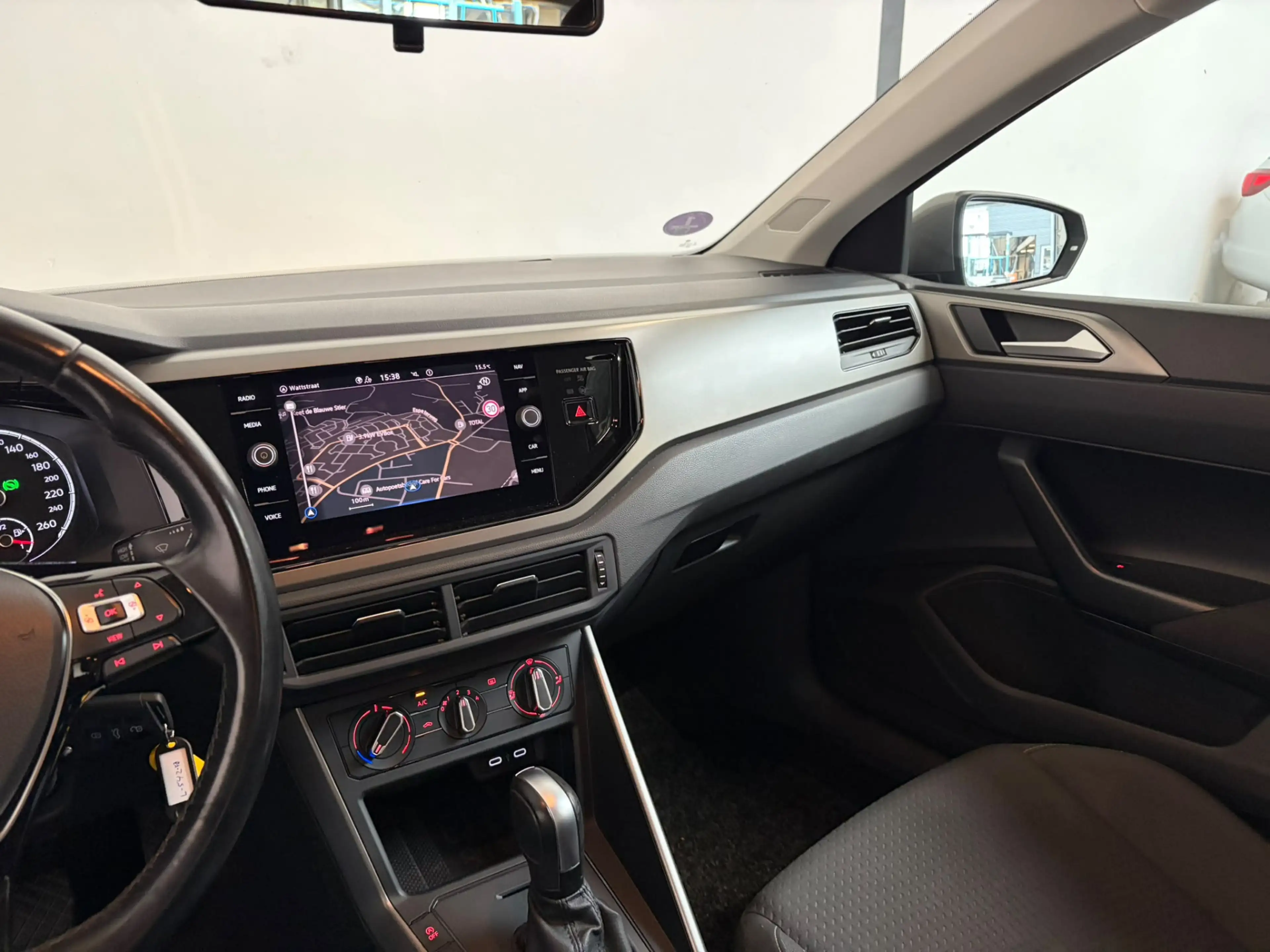 Volkswagen Polo 1.0 TSI Comfortline. Automaat! — photo 14