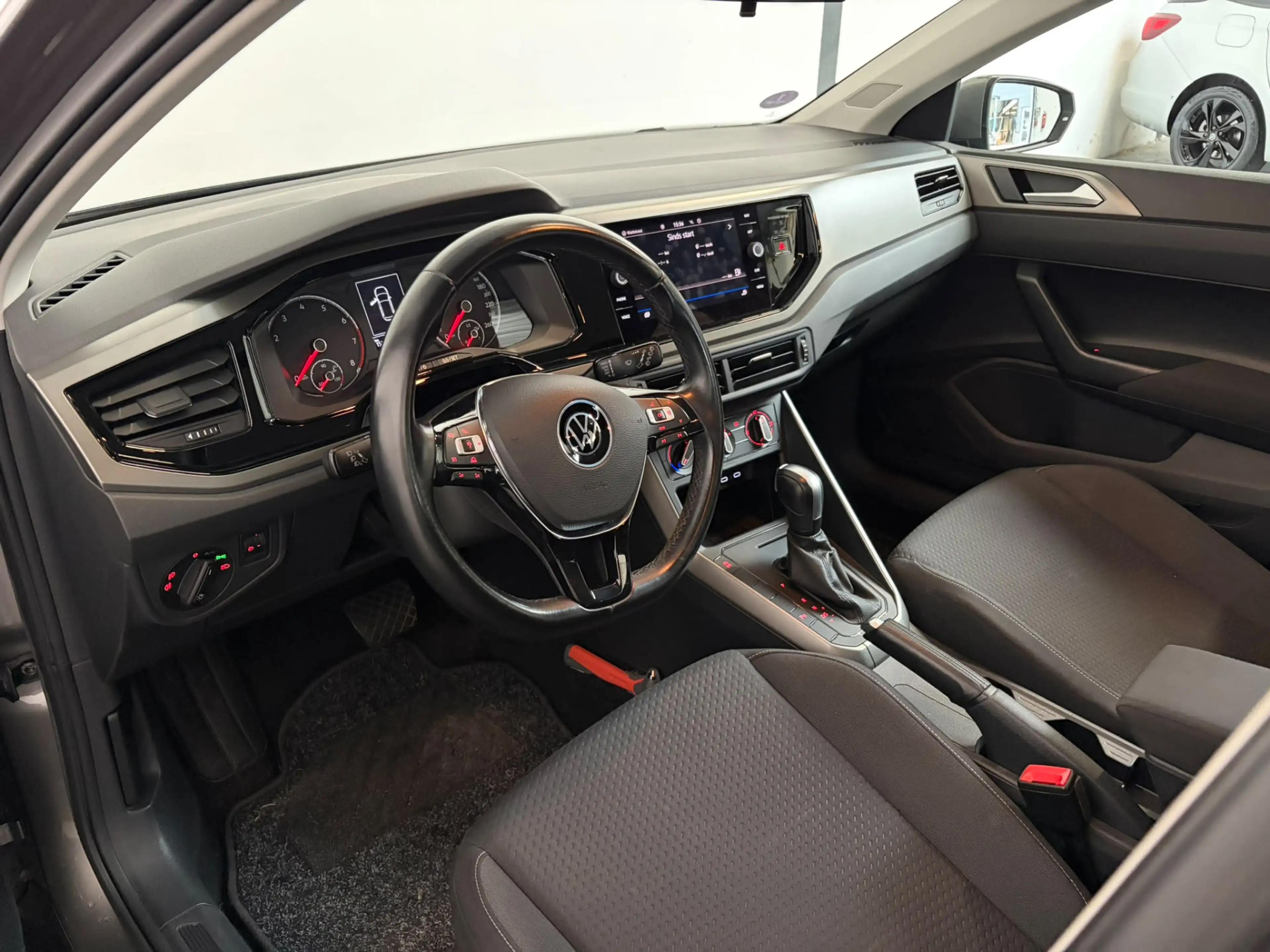 Volkswagen Polo 1.0 TSI Comfortline. Automaat! — photo 5