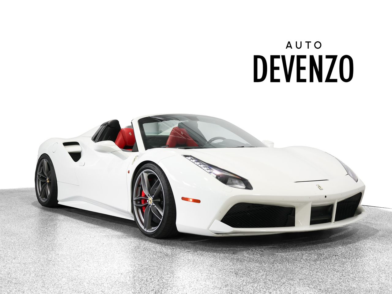 2018 Ferrari 488 Spider Bianco Avus / Rosso Ferrari Suspension