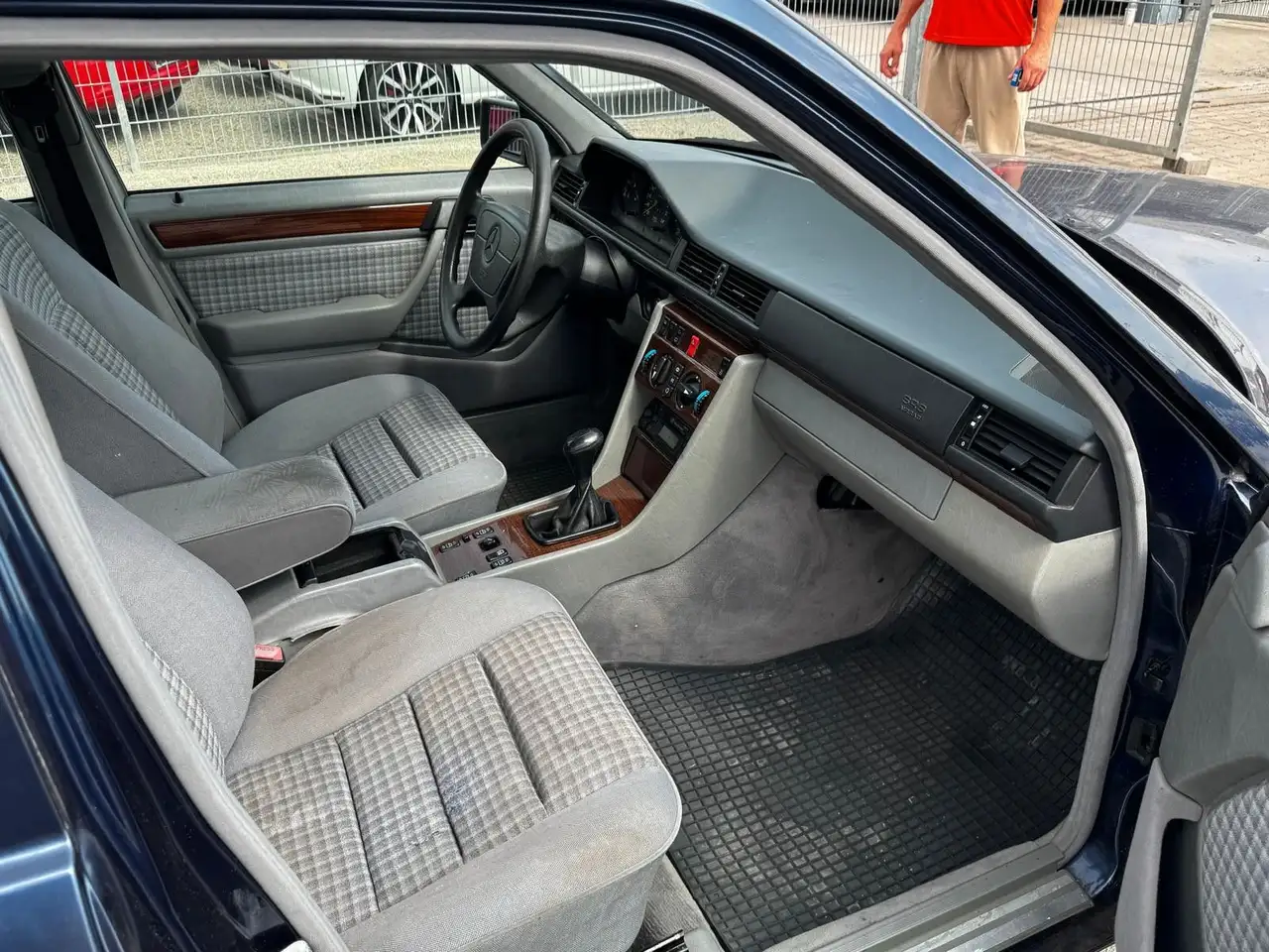 Mercedes-Benz E 200 Kombi W124 Schalter 136PS *TÜV*, foto 8
