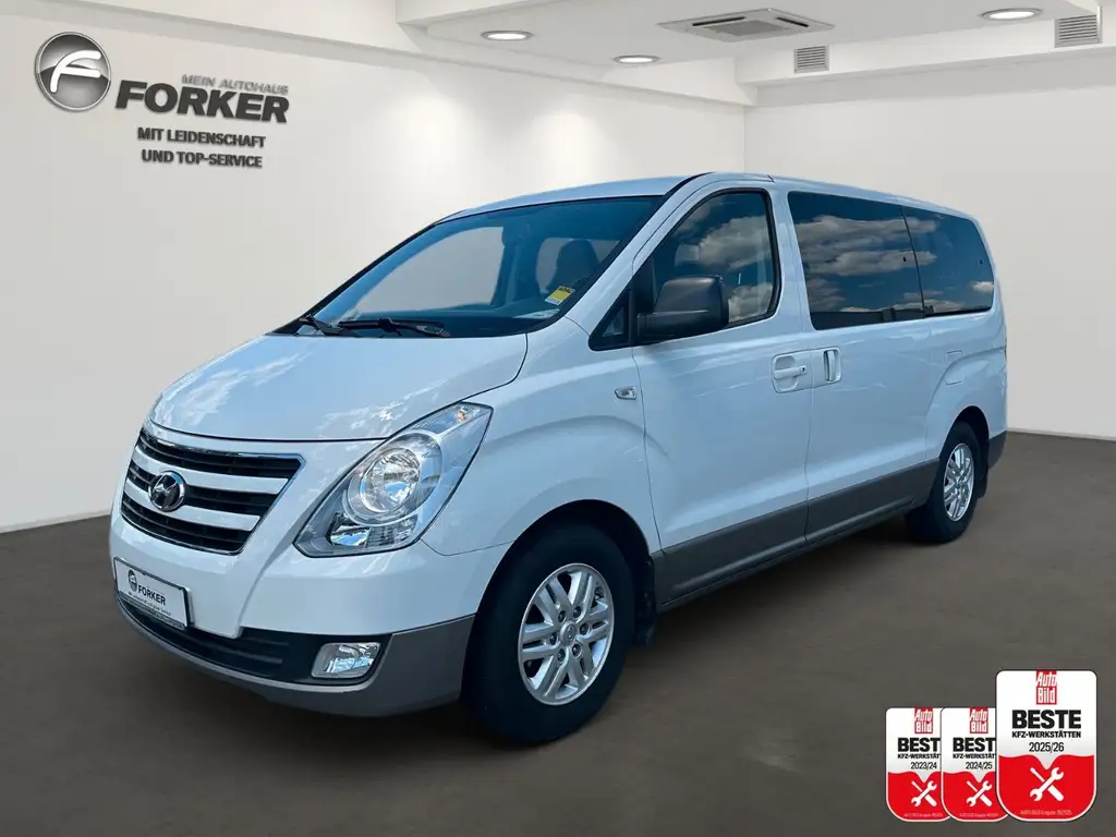 Hyundai H-1 2016 из Европы — купить под ключ