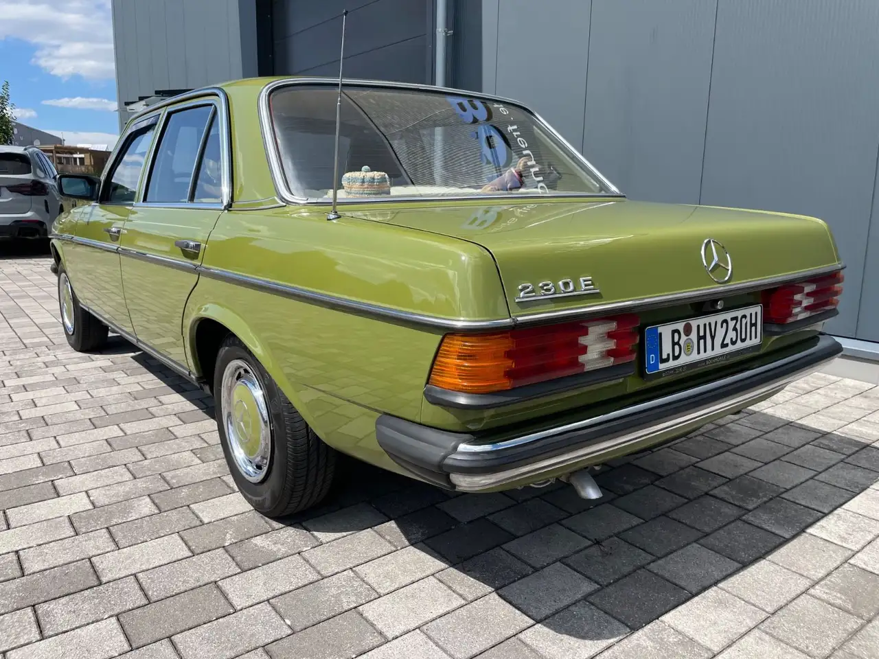 Mercedes-Benz 230 E Automatik/Schiebedach/H-Kennzeichen/Top, foto 6