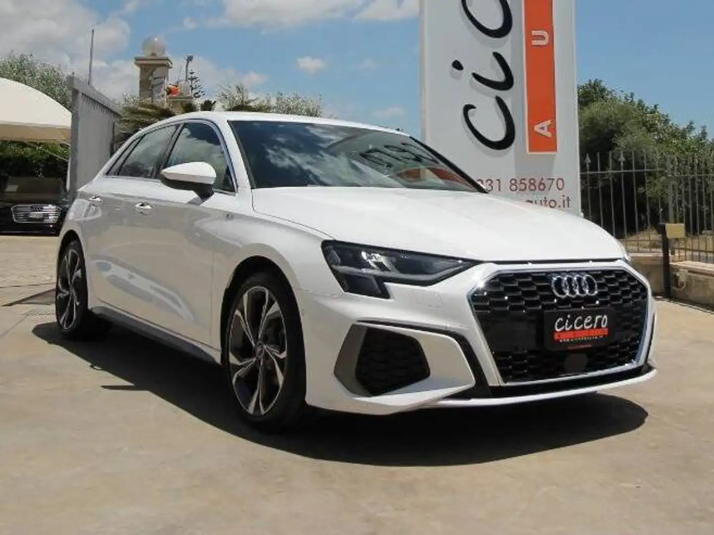 Audi A3 Sportback 30 tfsi 110 mhev S line edition s-tronic Blanco - 1
