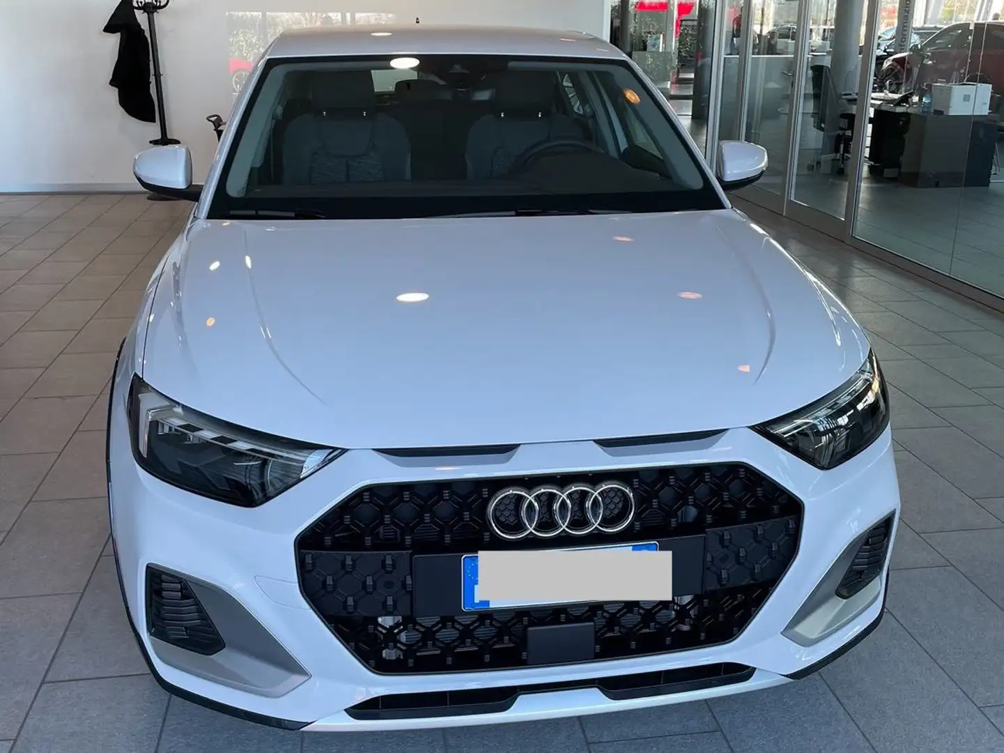 Audi A1 A1 2022 allstreet 1.0 tfsi Admired 110cv s tronic Bianco - 1
