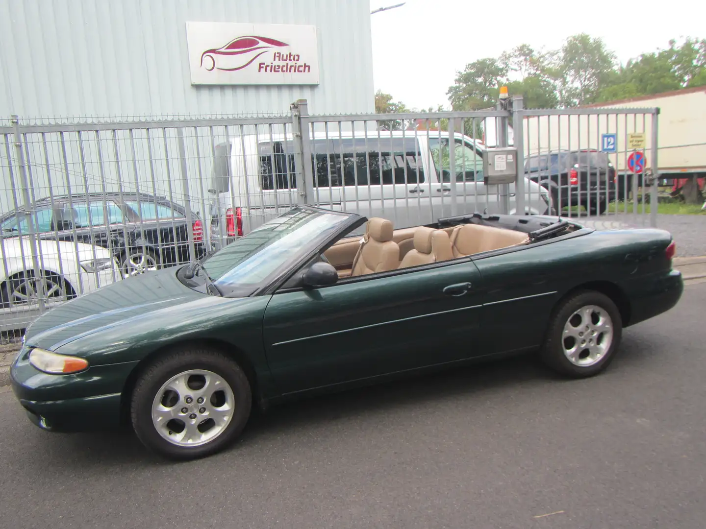 Chrysler Stratus 2.5 LX Zelená - 1