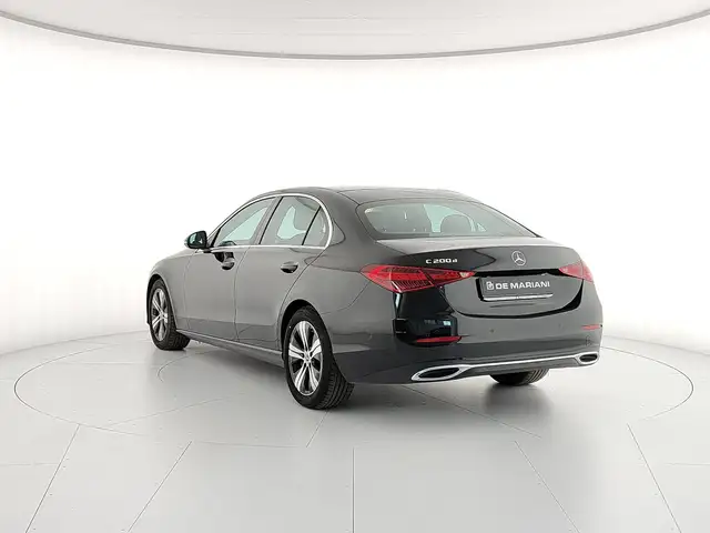 Mercedes-Benz C view 3