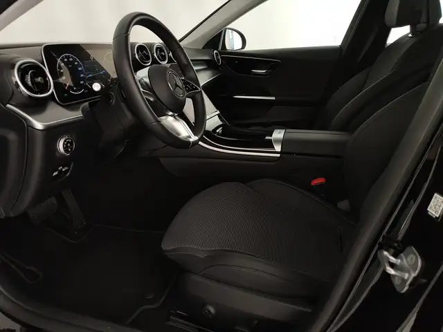 Mercedes-Benz C view 10